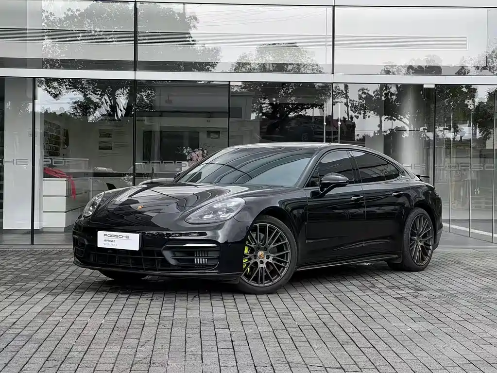 Porsche Panamera Hybrid 2022