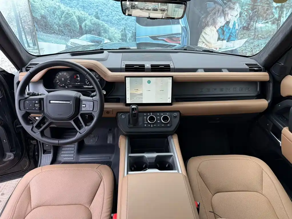 Land Rover Defender 2025 — фото 9