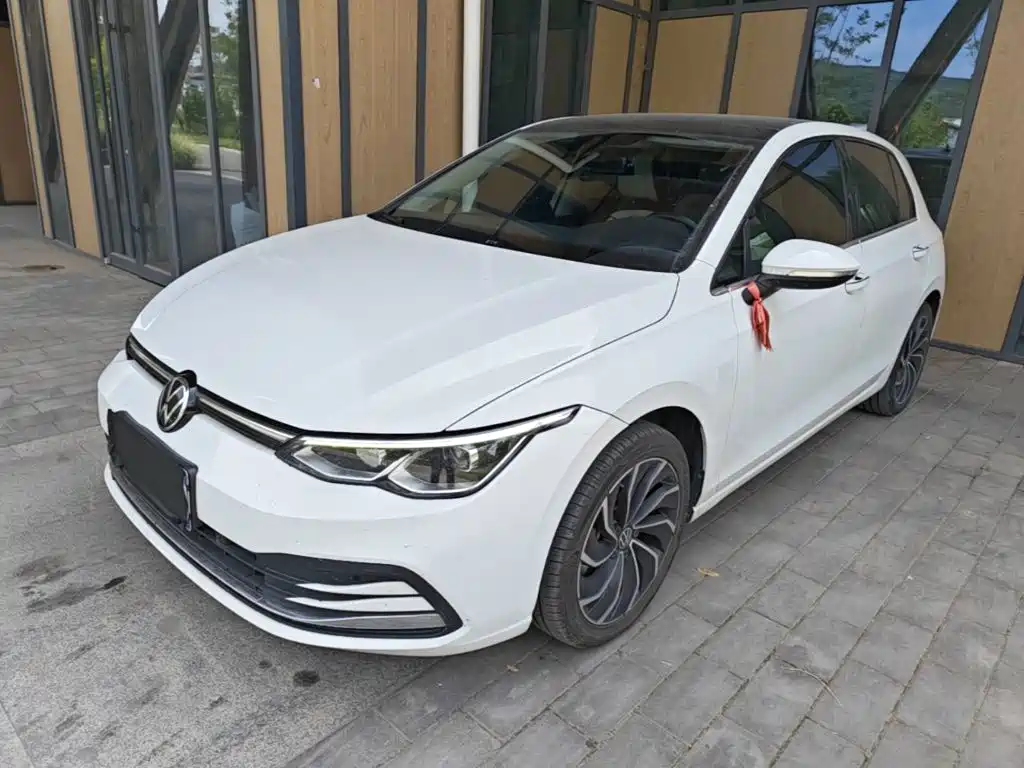 Volkswagen Golf 2021