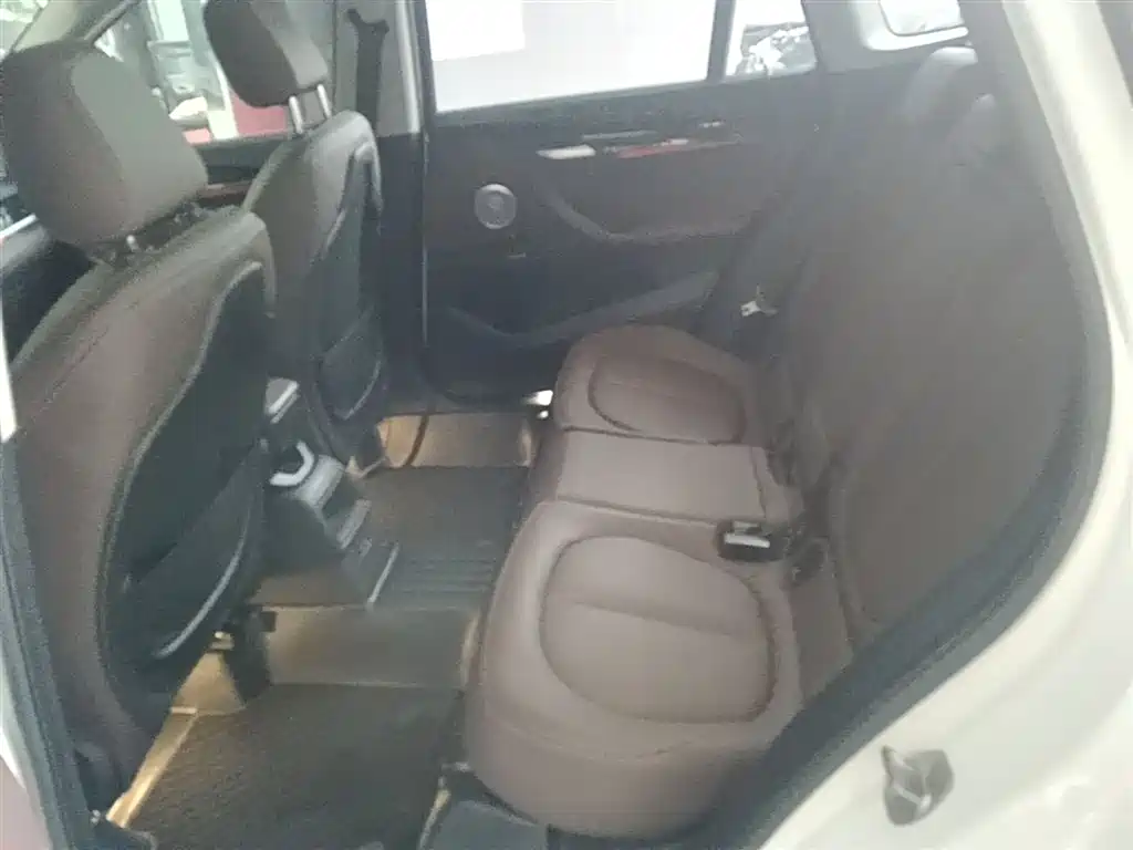 BMW X1 2021 — фото 17