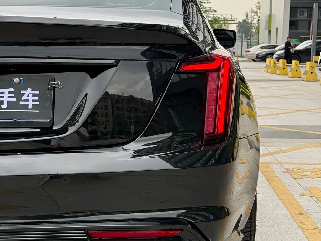 Cadillac CT5 2022 — фото 14