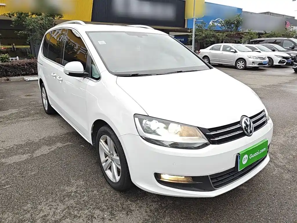 Volkswagen Sharan 2017 — фото 4