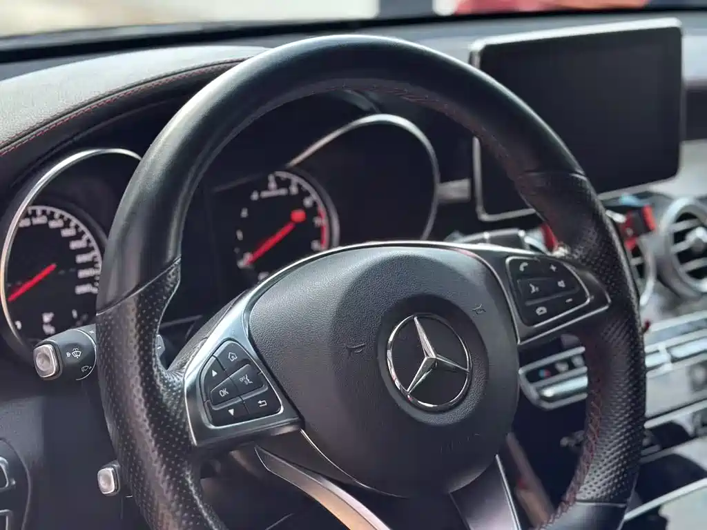 Mercedes-Benz GLC Coupe AMG 2018 — фото 7