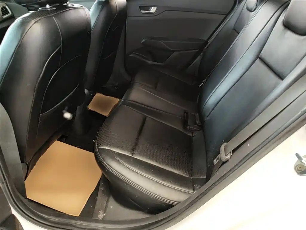 Hyundai Verna 2019 — фото 17