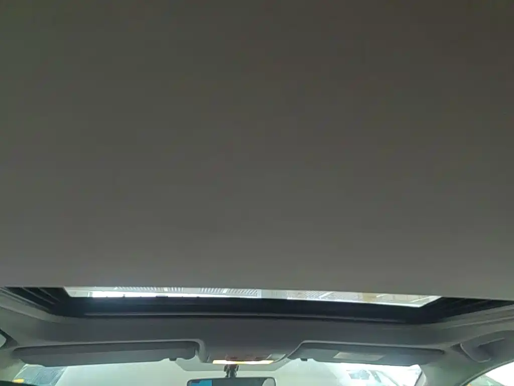 Toyota RAV4 2019 — фото 18