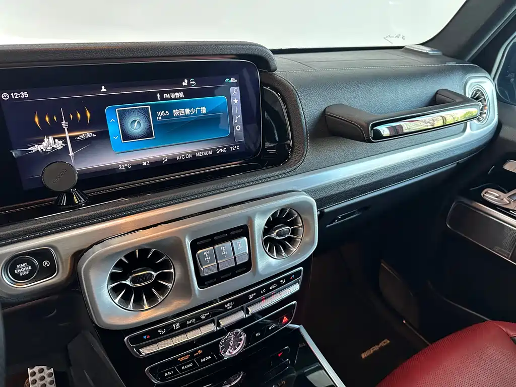 Mercedes-Benz G-Class AMG 2022 — фото 18