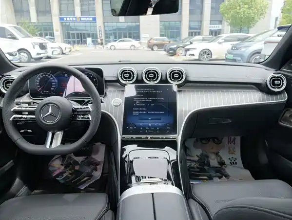 Mercedes-Benz C-Class 2026