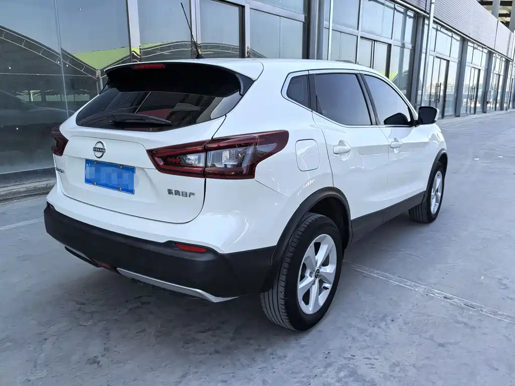 Nissan Qashqai 2023 — фото 6