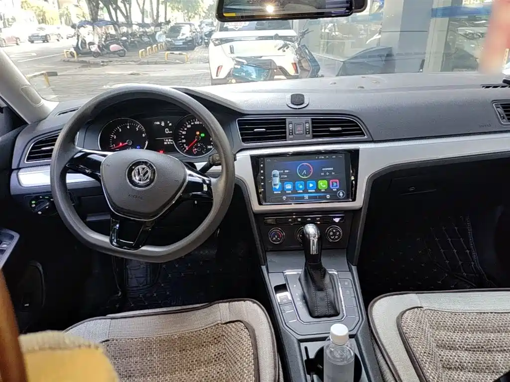 Volkswagen Lamando 2018 — фото 10