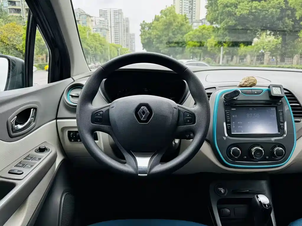 Renault Captur 2016 — фото 15