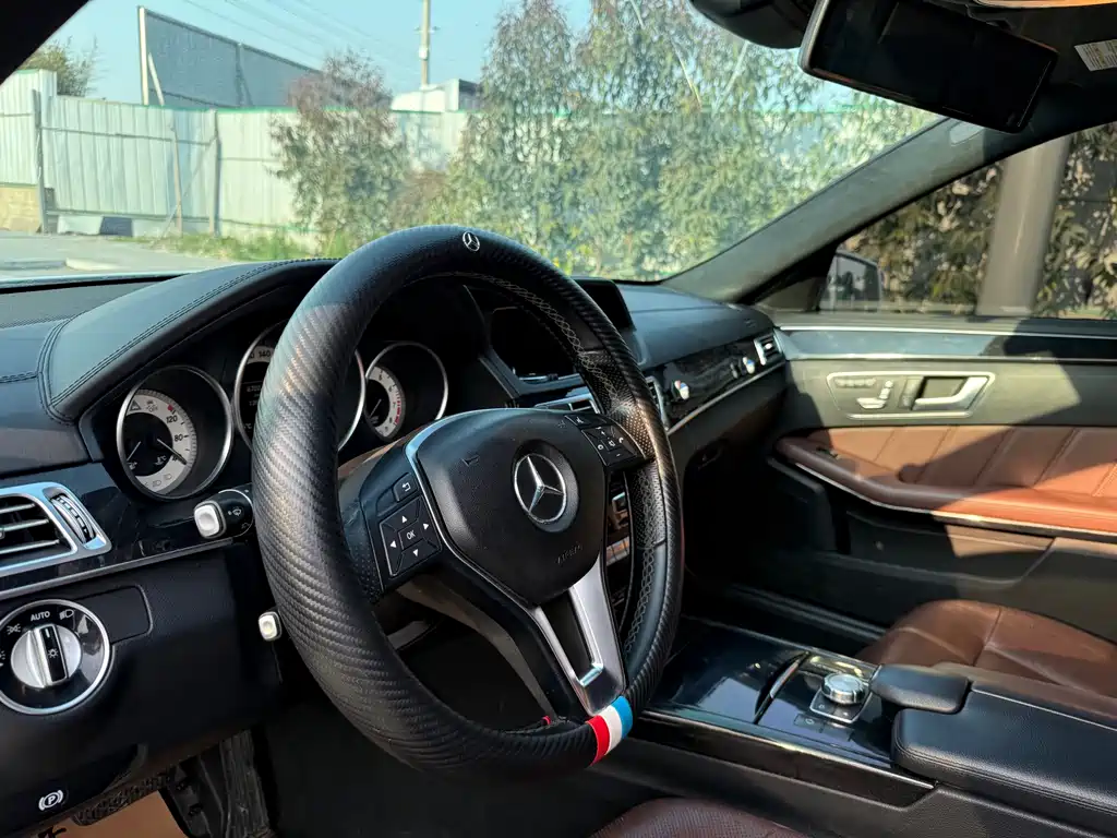 Mercedes-Benz E-Class 2014 — фото 13