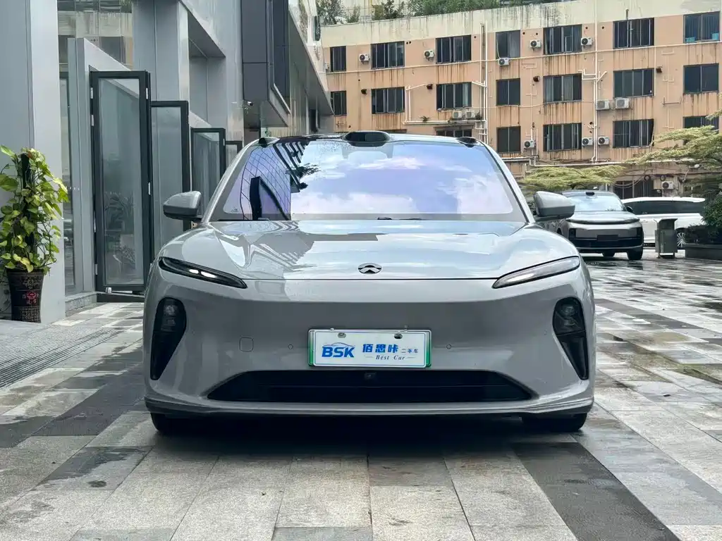 NIO ET5 2024