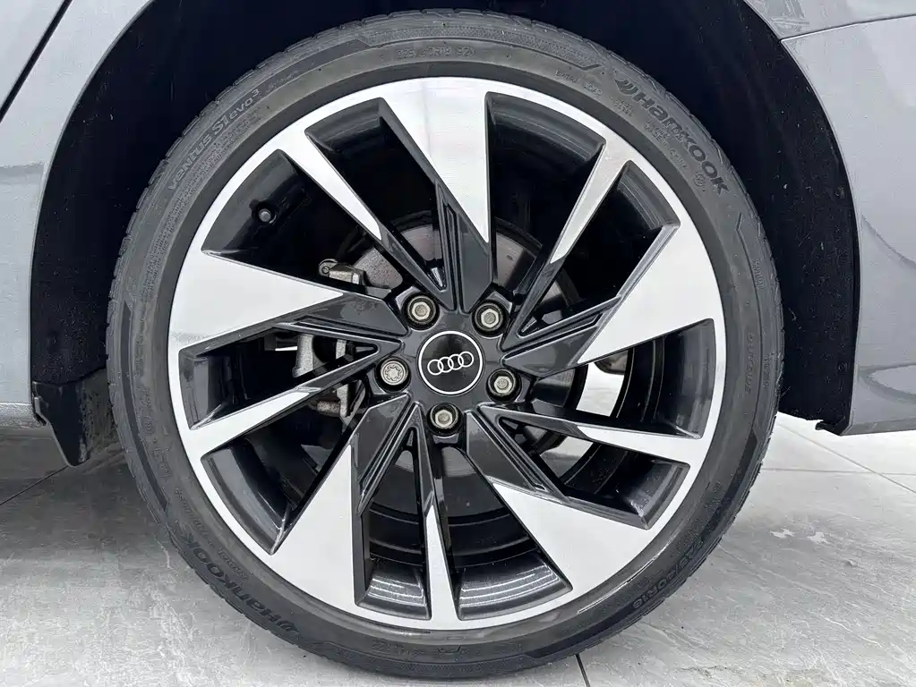 Audi A3 2022 — фото 22