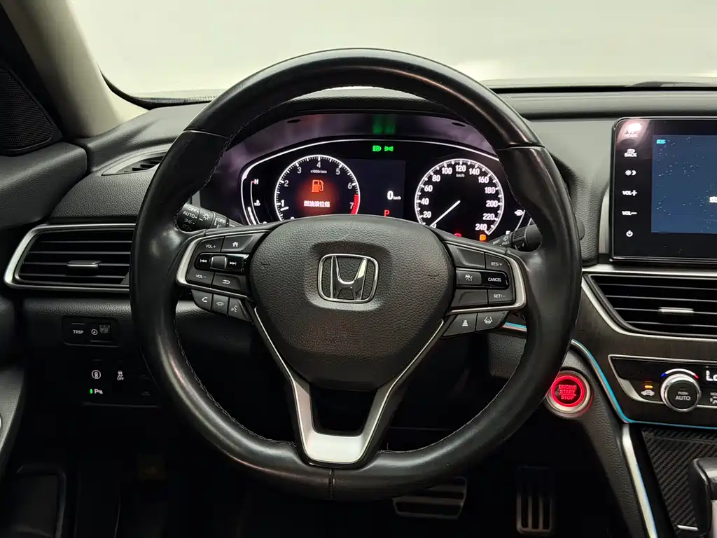 Honda Accord 2022 — фото 12
