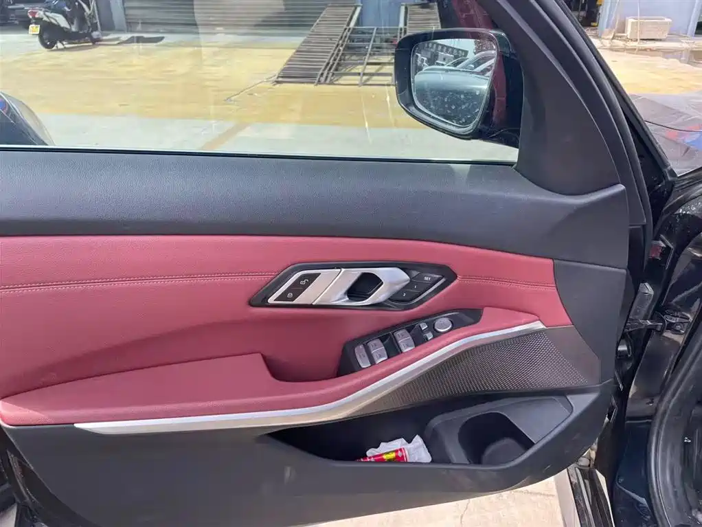 BMW 3 Series 2023