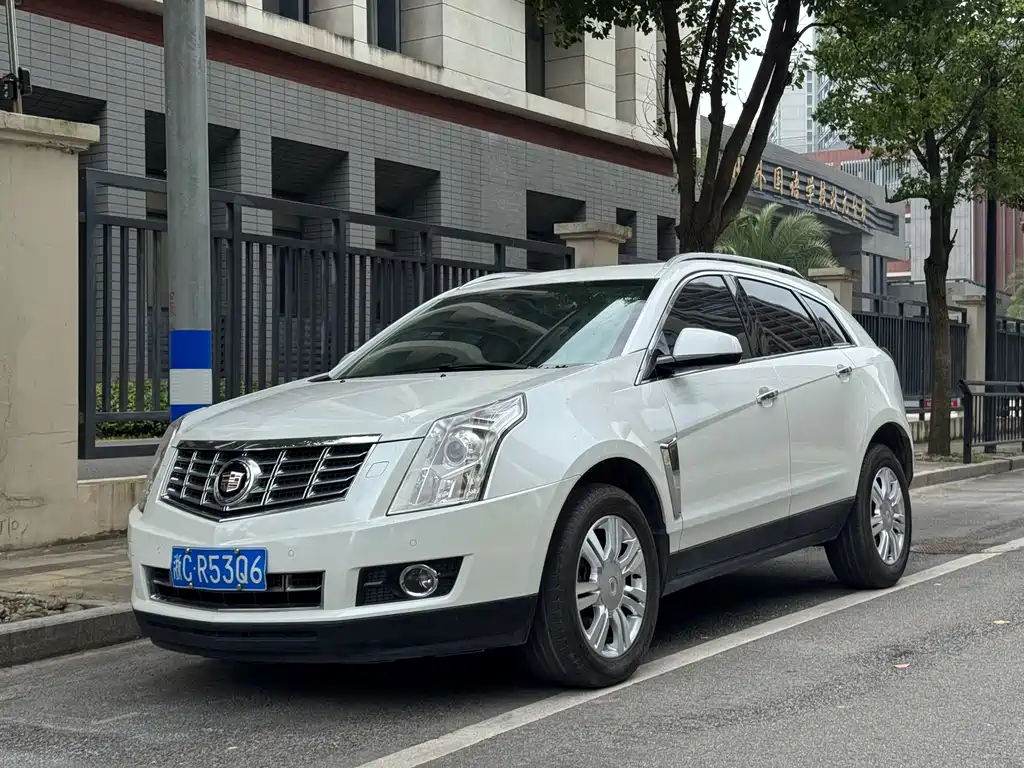 Cadillac SRX 2013 — фото 2