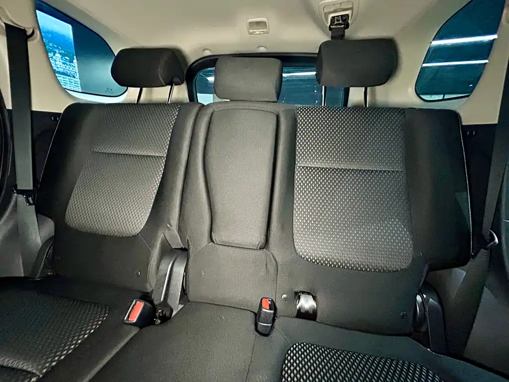 Mitsubishi Outlander 2022 — фото 23