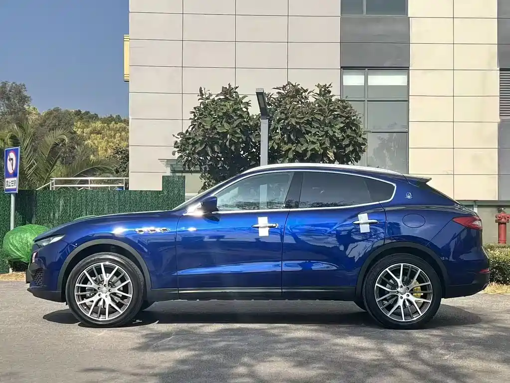 Maserati Levante 2016 — фото 4
