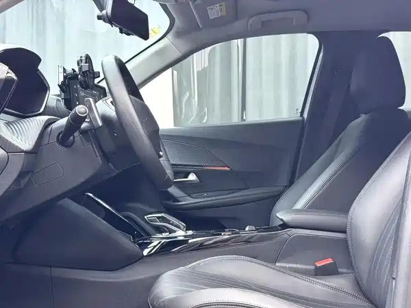 Peugeot 2008 2023