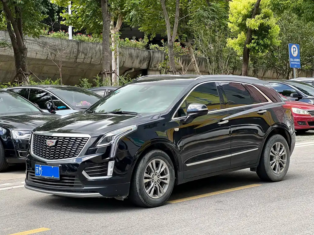 Cadillac XT5 2020 — фото 1