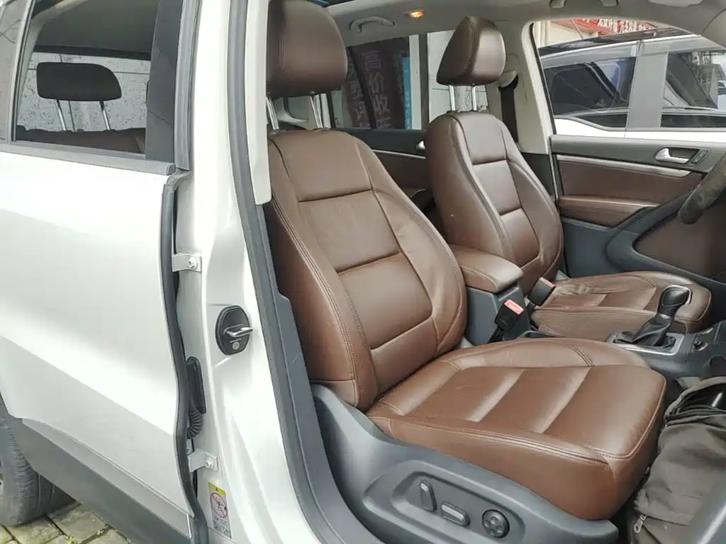 Volkswagen Tiguan 2015 — фото 25