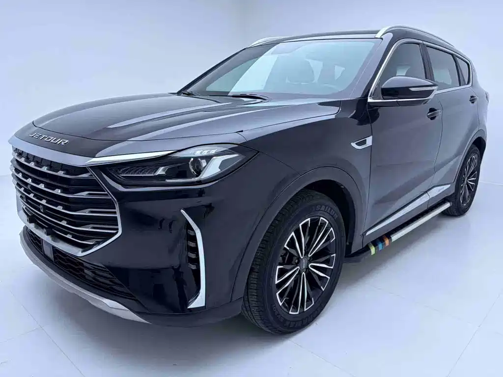 Jetour X70 PLUS 2022 — фото 1