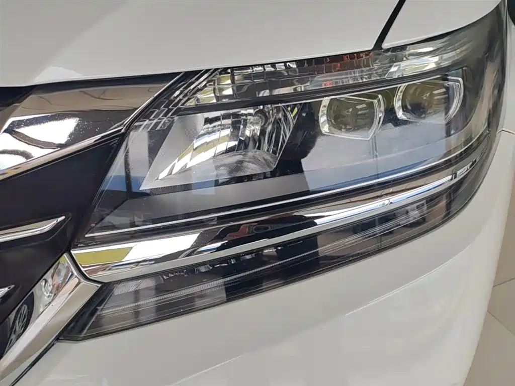 Honda Elysion 2018 — фото 24
