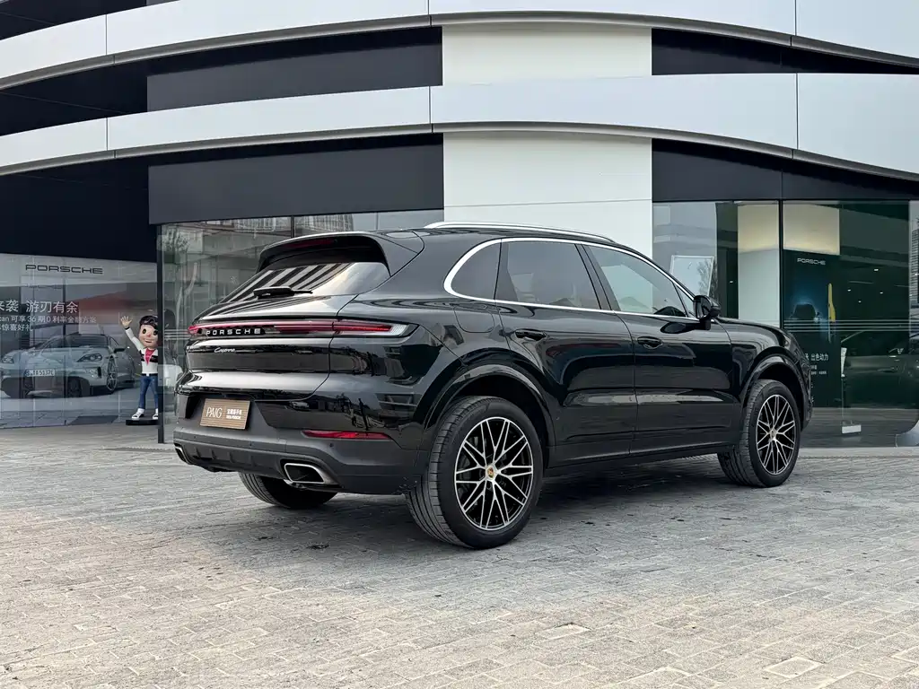 Porsche Cayenne 2024