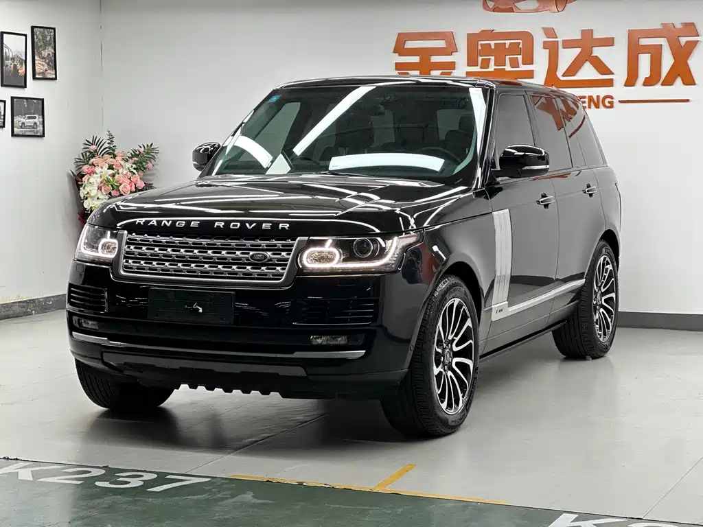 Land Rover Range Rover 2015 — фото 1