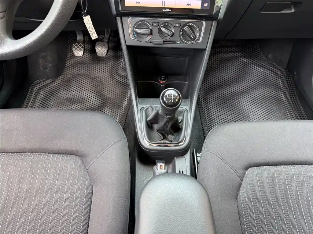 Volkswagen Jetta 2013