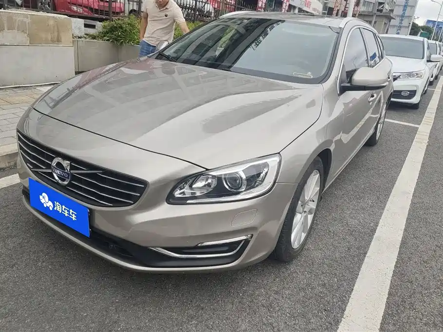 Volvo V60 2014