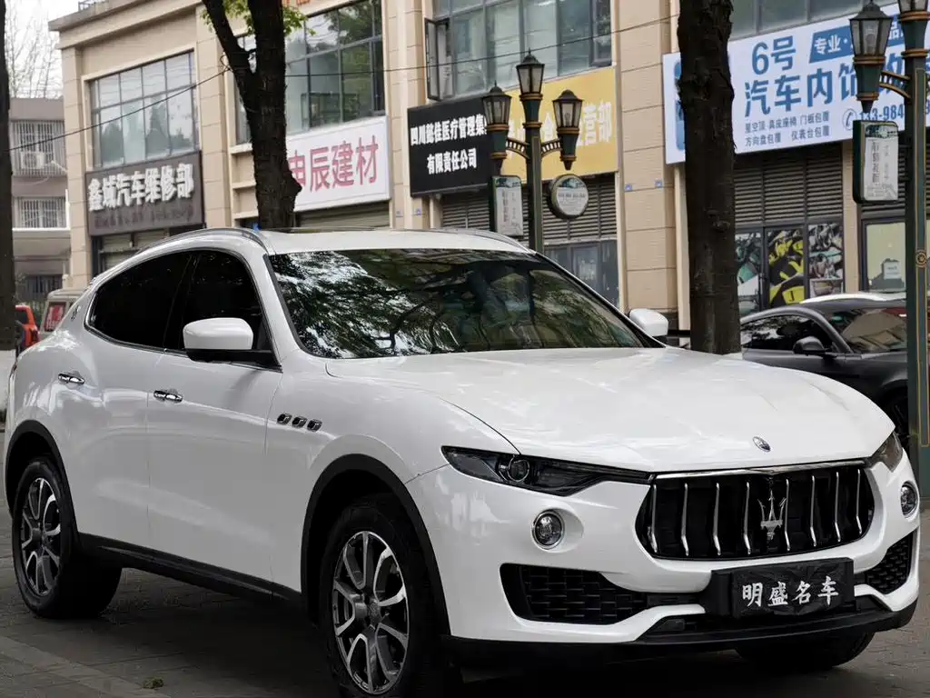Maserati Levante 2019 — фото 4