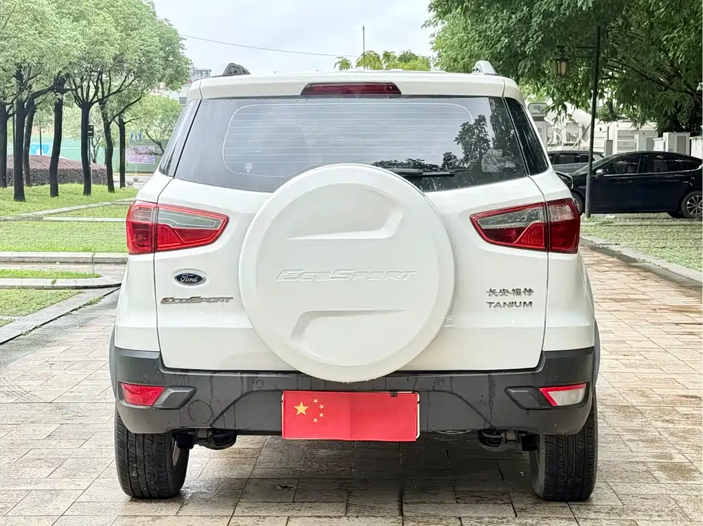 Ford Ecosport 2015 — фото 5
