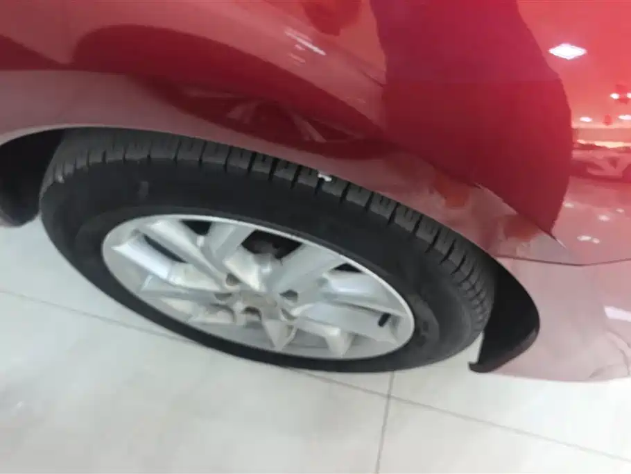 Nissan Tiida 2022