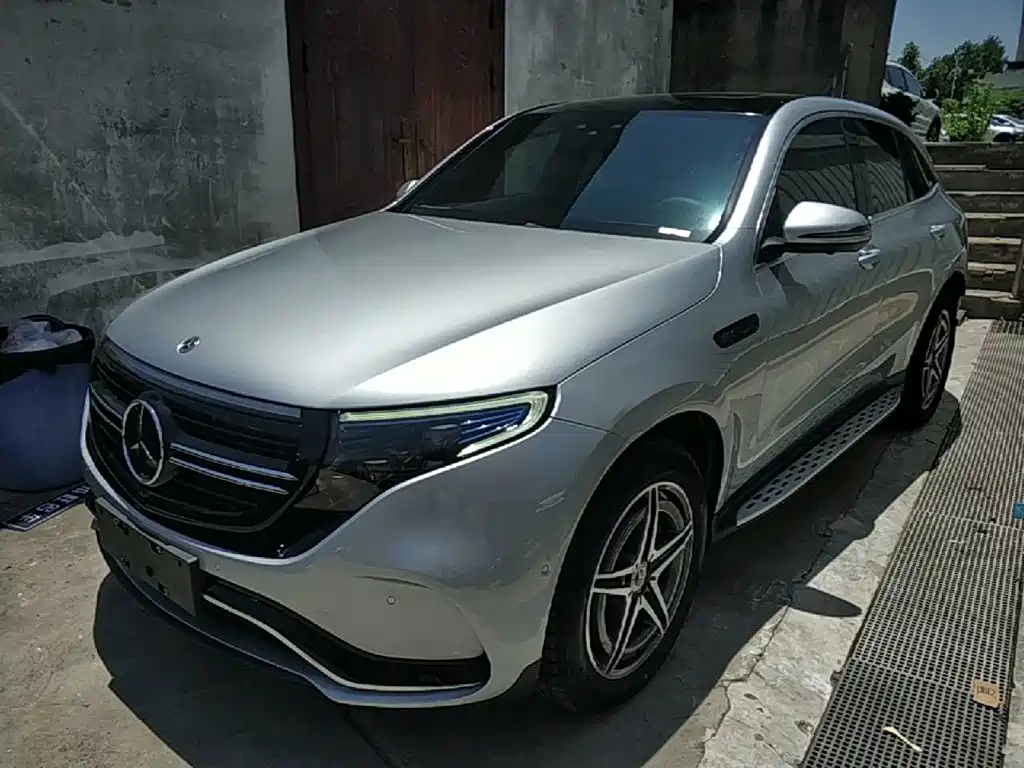 Mercedes-Benz EQC 2021 — фото 2