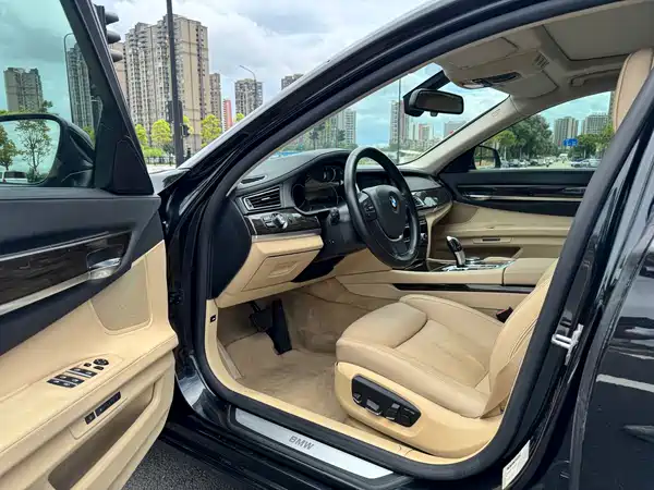 BMW 7 Series 2013