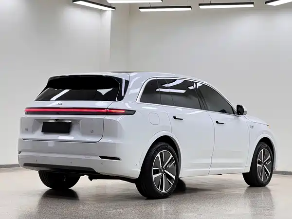 Li Auto L7 2024
