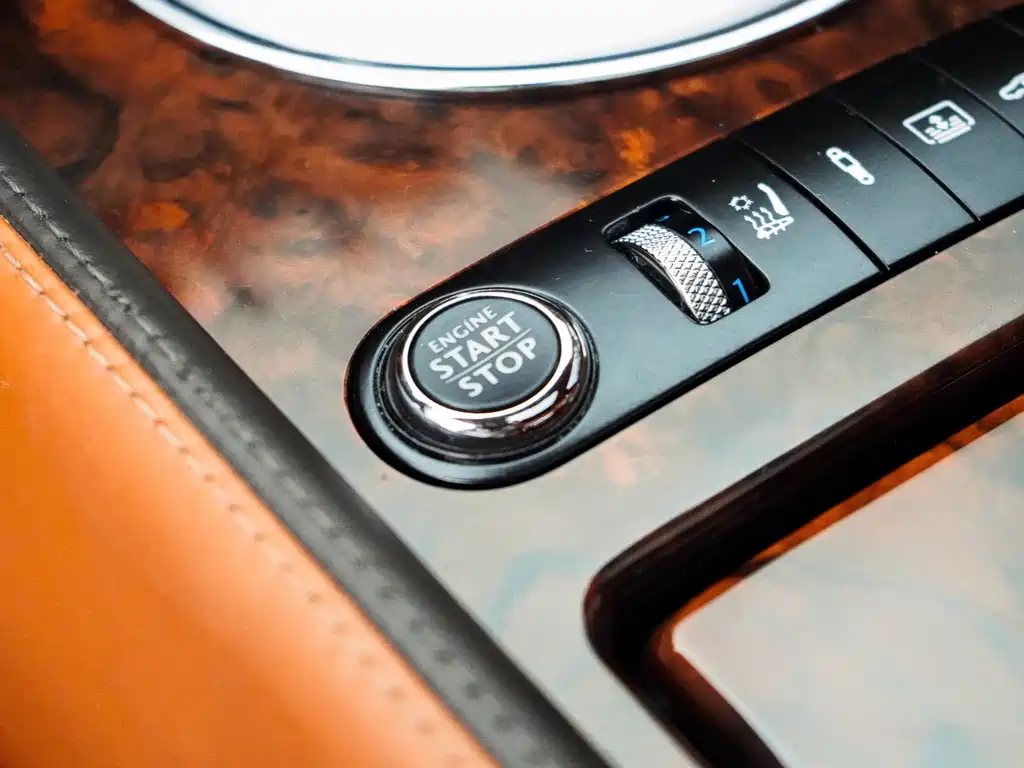 Bentley Flying Spur 2013 — фото 14