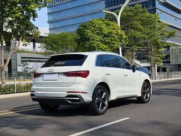 Audi Q3 2021
