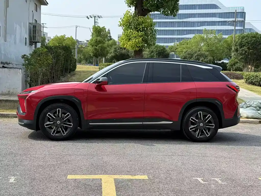 NIO ES6 2019