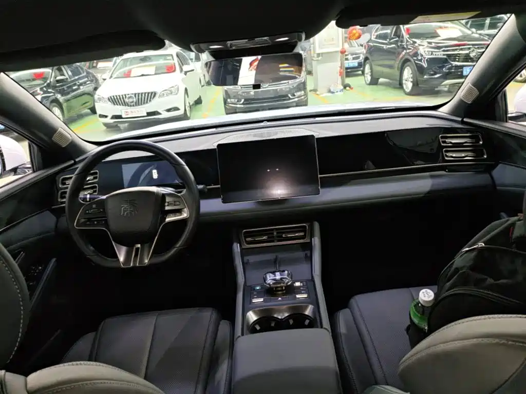 BYD Qin L 2025 — фото 10