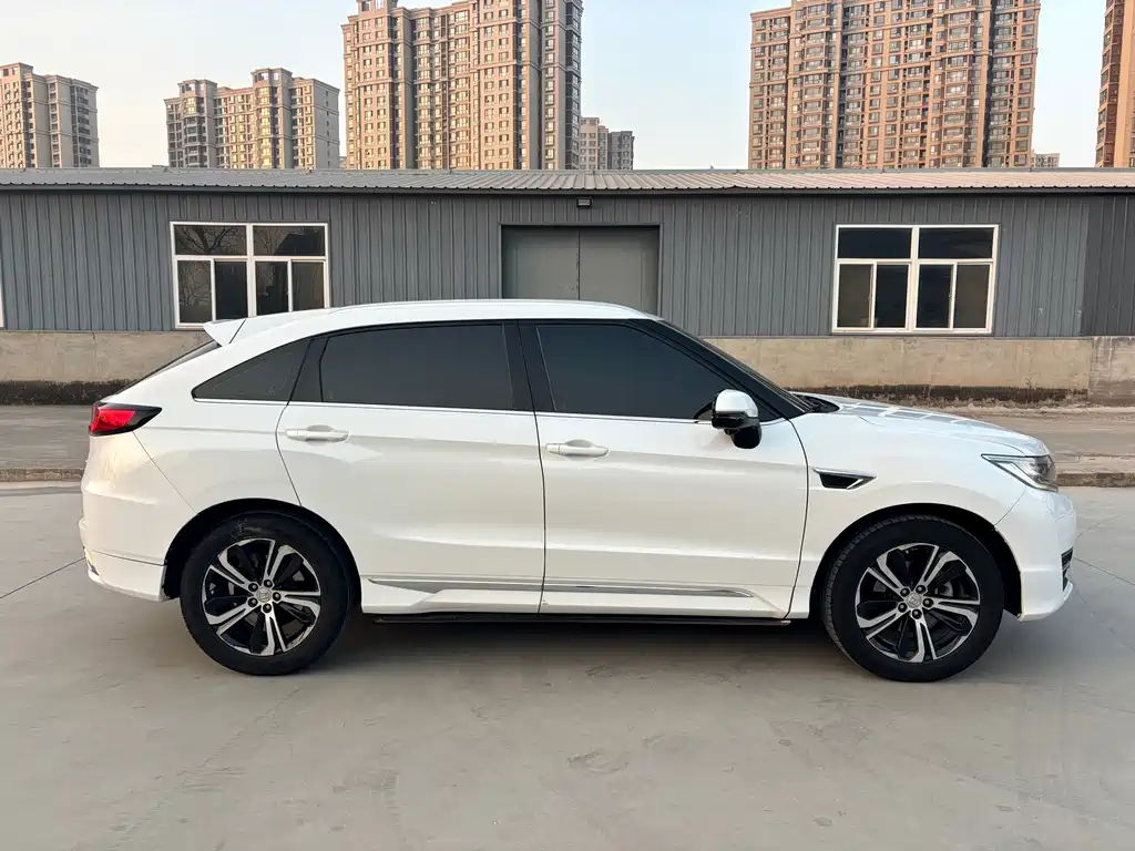 Honda UR-V 2018 — фото 4