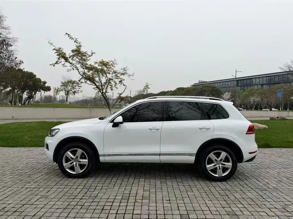 Volkswagen Touareg 2016 — фото 4