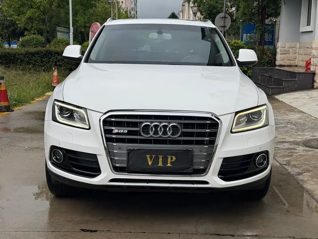 Audi Q5 2015
