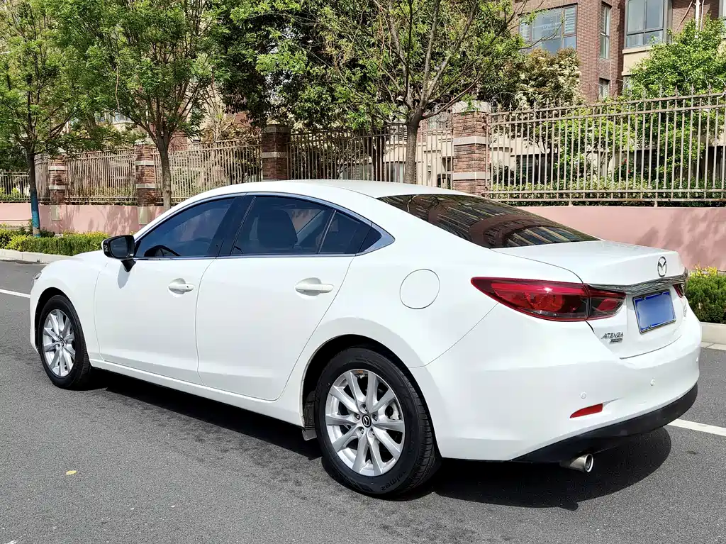 Mazda Atenza 2017 — фото 17
