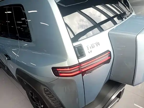 Fangchengbao Titanium 3 2025