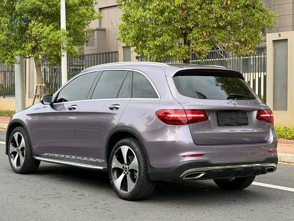 Mercedes-Benz GLC 2018 — фото 14