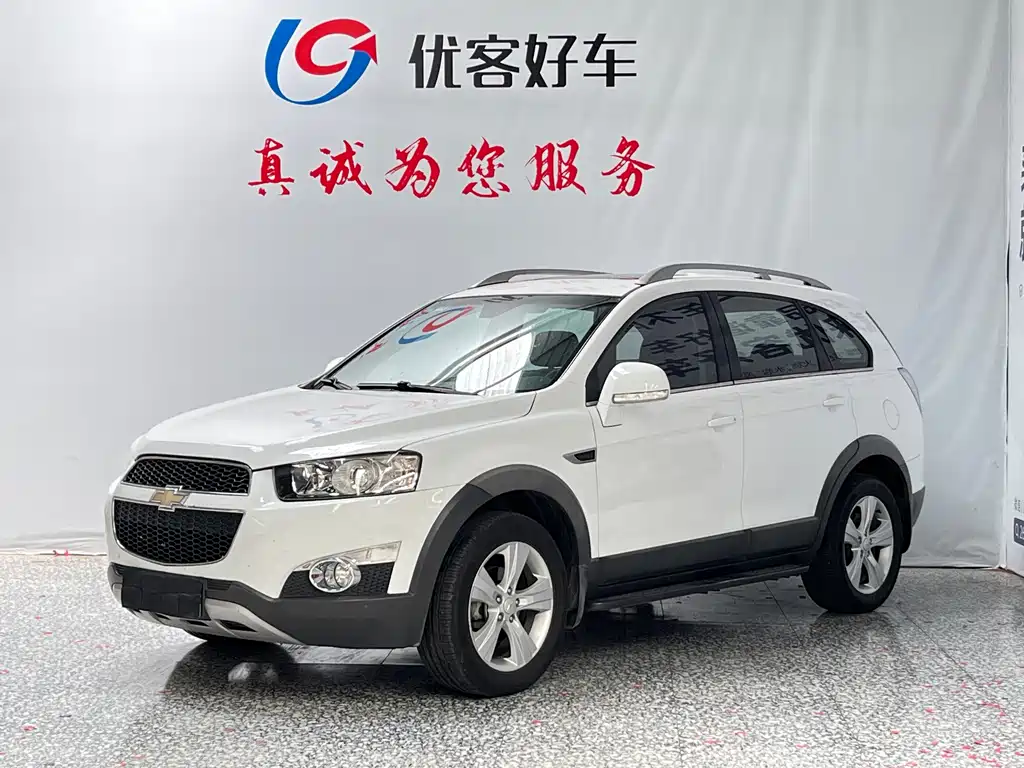 Chevrolet Captiva 2013 — фото 1