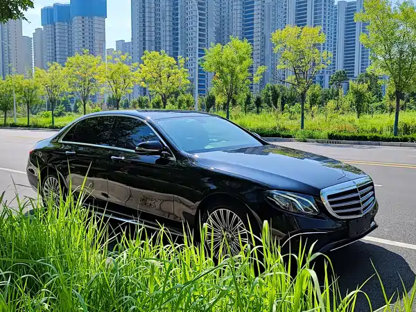 Mercedes-Benz E-Class 2019
