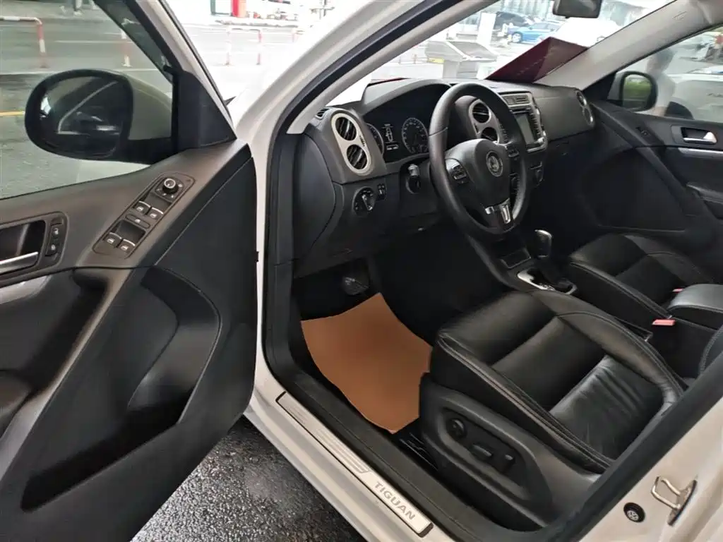 Volkswagen Tiguan 2017 — фото 16
